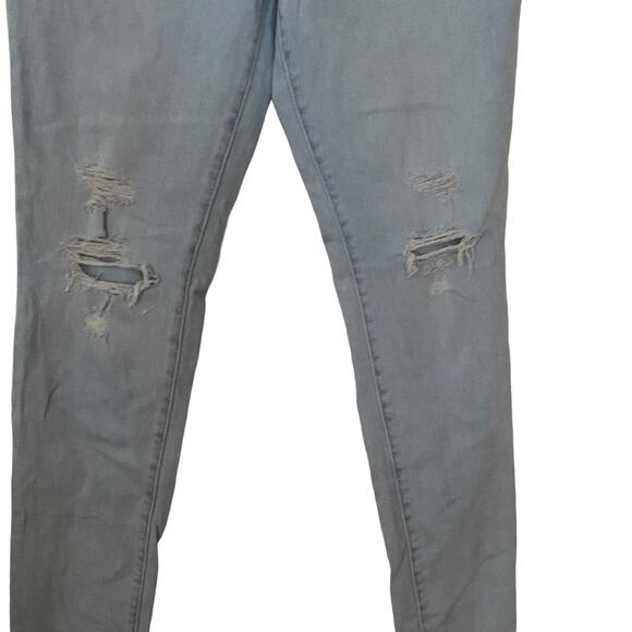 Levis 721 Woman's Size 29 Light Wash Distressed High Rise Skinny Jeans - Picture 6 of 7